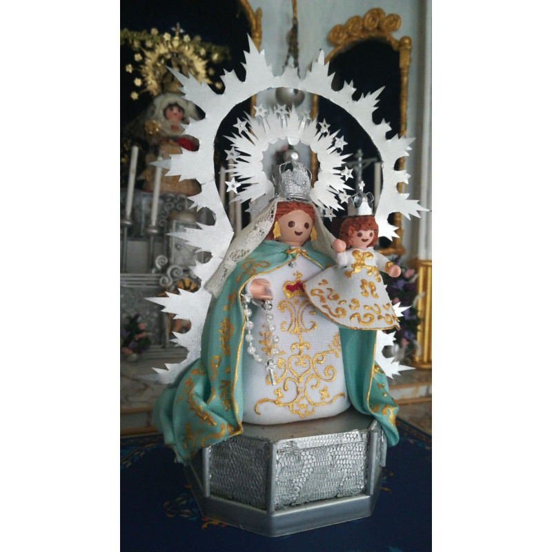 Virgen del Rosario patrona de las casas 